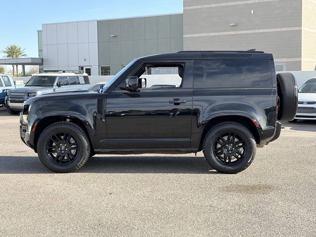 Used 2022 Land Rover Defender 90 X-Dynamic S image 30