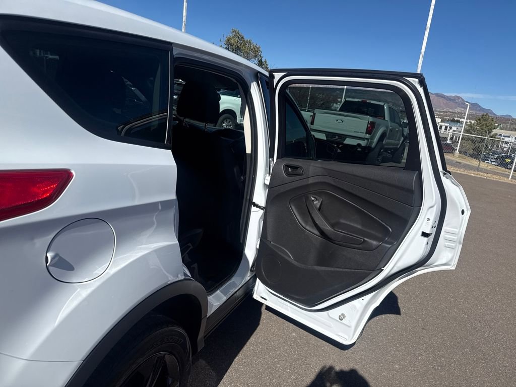 Used 2016 Ford Escape S image 21