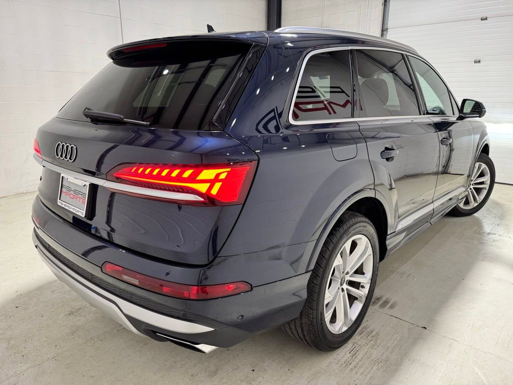 Used 2025 Audi Q7 3.0T Premium Plus AWD/4WD image 4