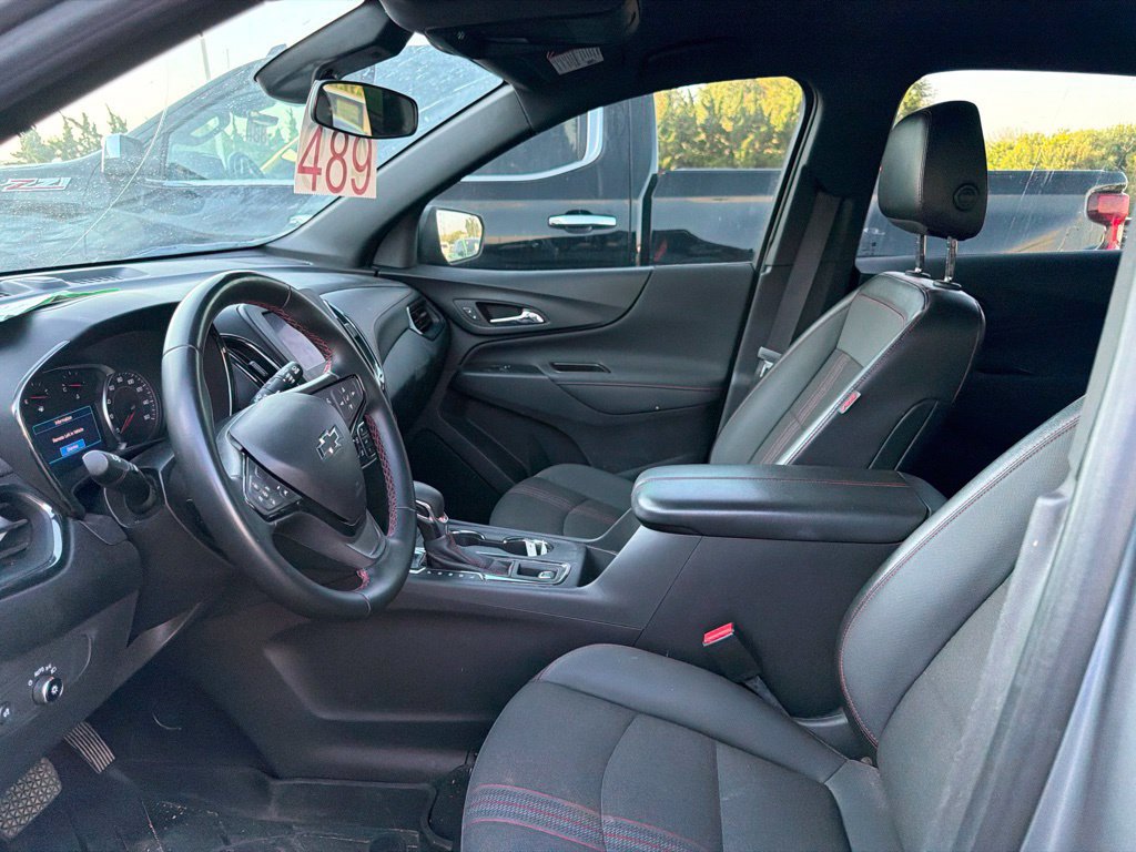 Used 2023 Chevrolet Equinox RS w/ LPO, Floor Liner Package AWD/4WD image 7