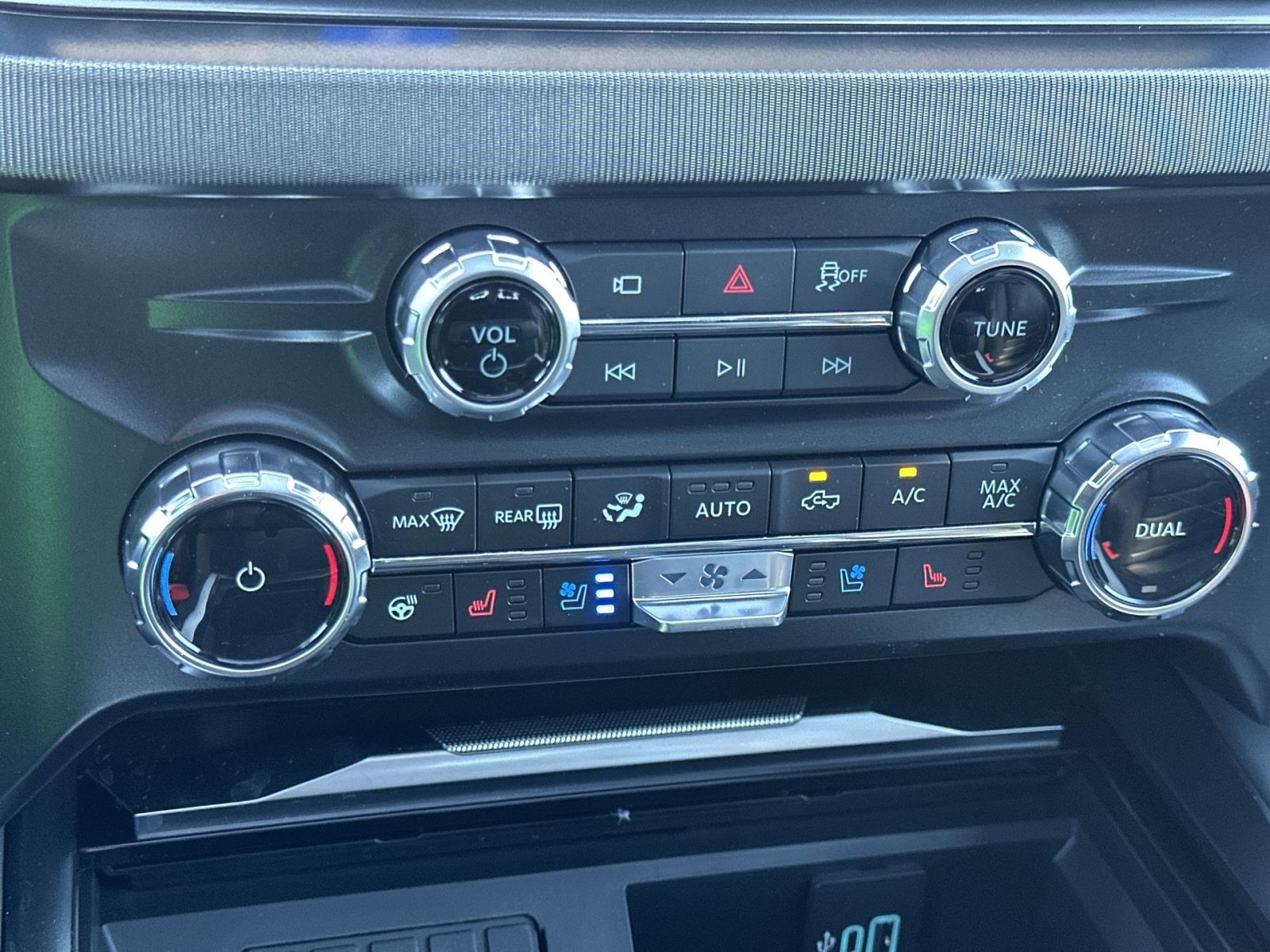 New 2026 Ford F350 Platinum AWD/4WD image 22