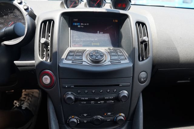 Used 2015 Nissan 370Z NISMO RWD image 30