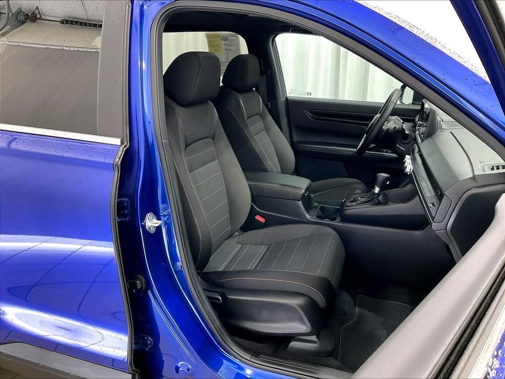 Used 2025 Honda CR-V Sport image 11