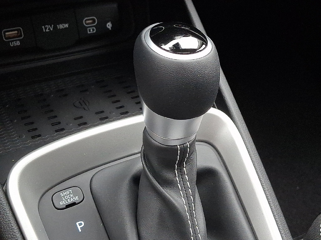 New 2026 Hyundai Venue SEL FWD image 16