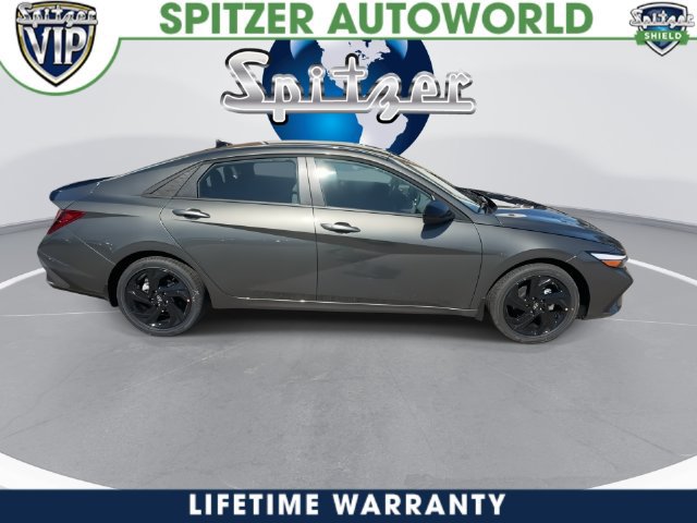 New 2026 Hyundai Elantra Sport FWD image 16