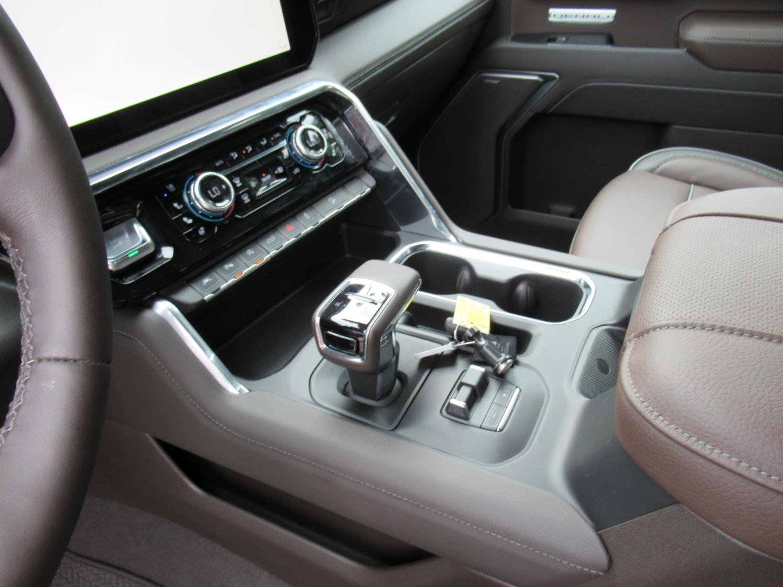 Used 2026 GMC Sierra 1500 Denali AWD/4WD image 21