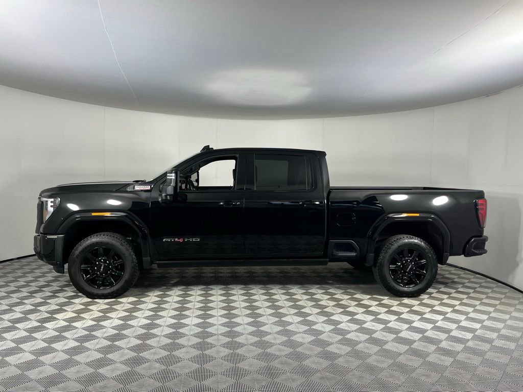 Used 2025 GMC Sierra 3500 AT4 w/ AT4 Premium Plus Package image 11