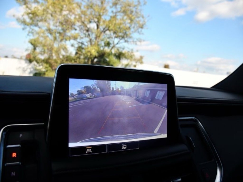 Used 2021 GMC Yukon XL SLT image 16