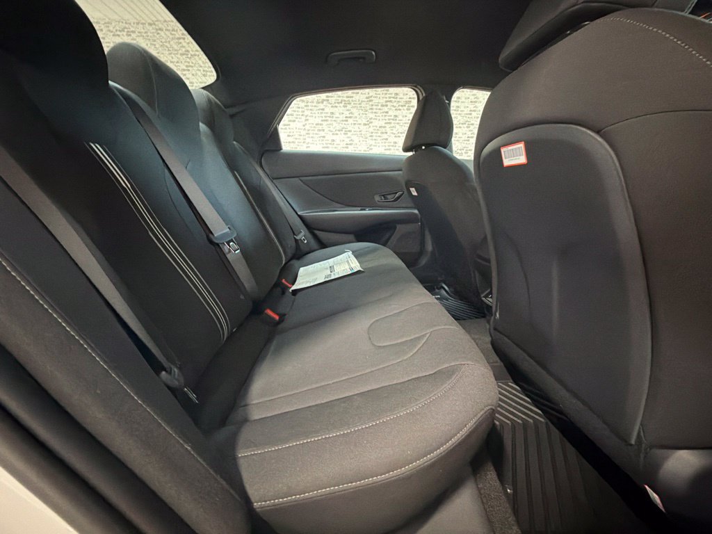 Certified 2026 Hyundai Elantra Sport FWD image 15