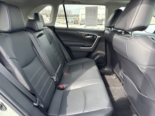 Used 2023 Toyota RAV4 XLE Premium image 14