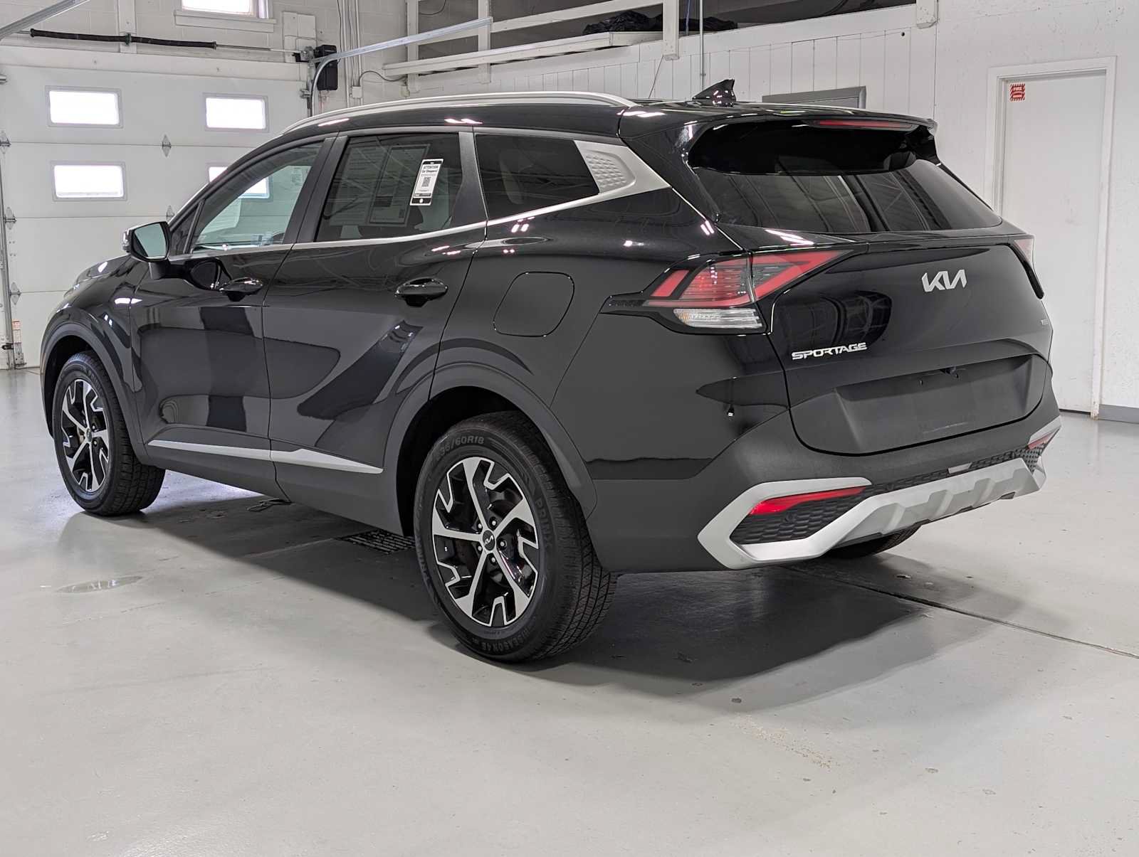 Certified 2023 Kia Sportage EX AWD/4WD image 10