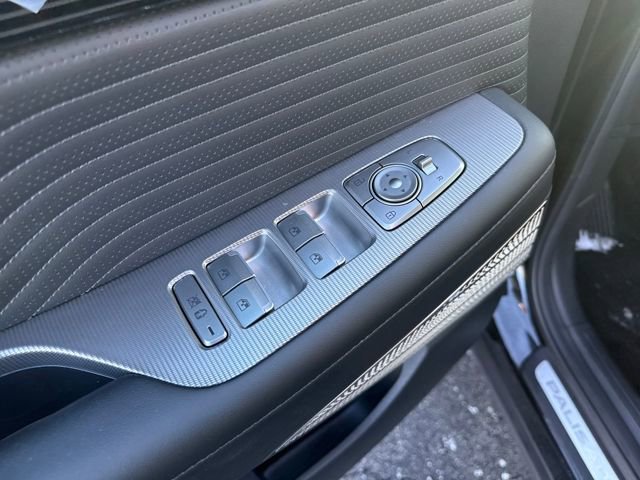 Used 2024 Hyundai Palisade Calligraphy image 10