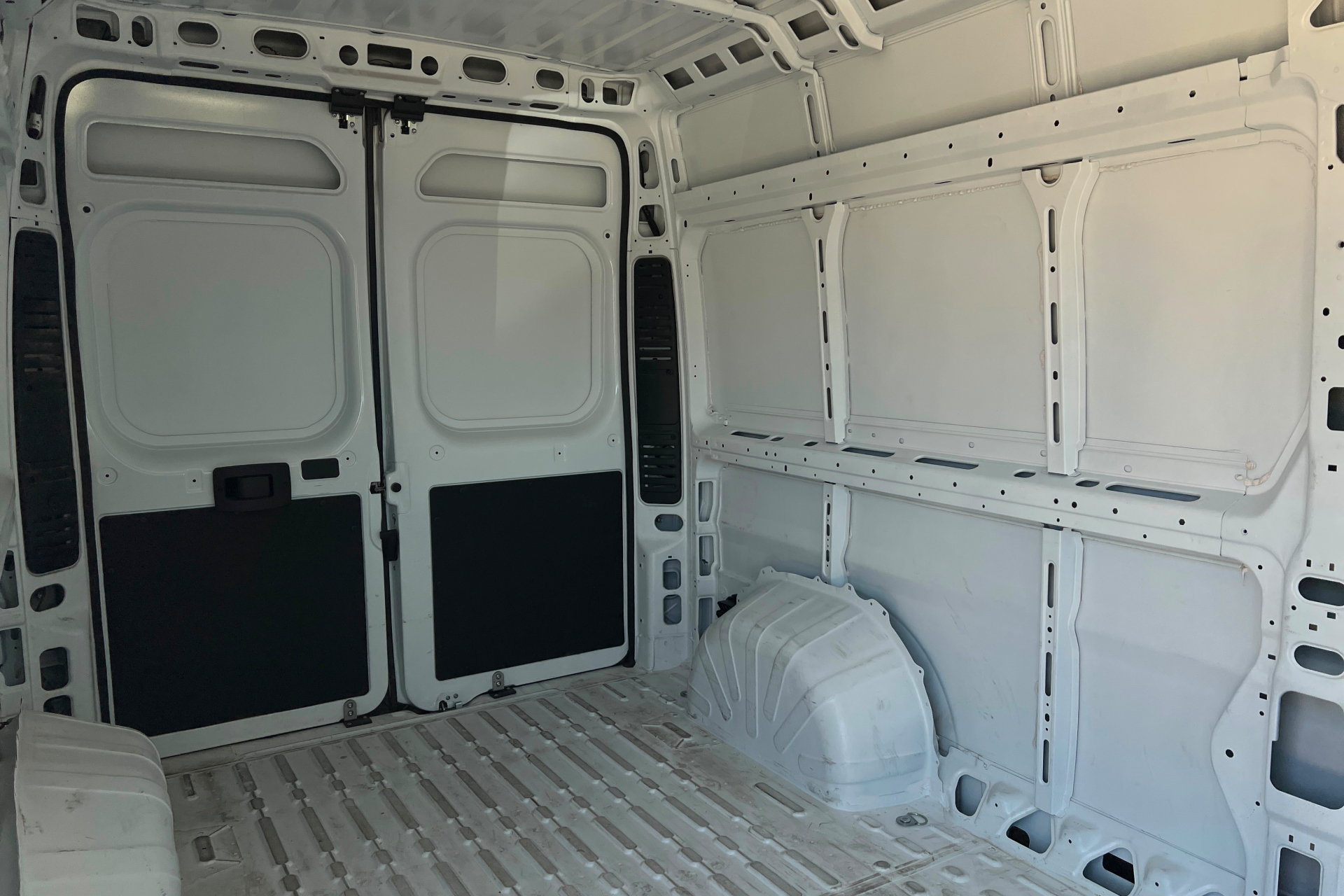 Used 2025 RAM ProMaster 3500 w/ Convenience Group FWD image 19