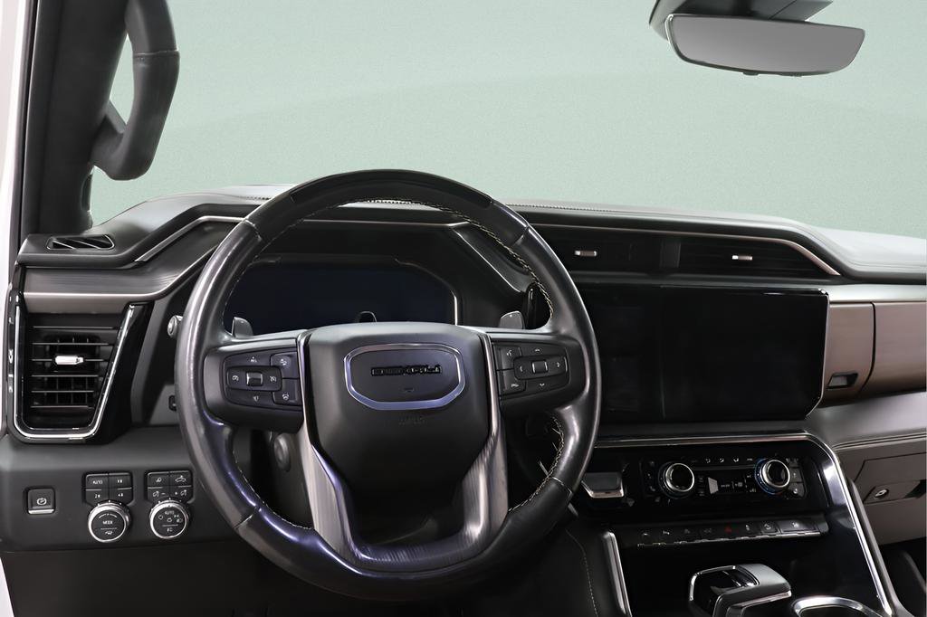 Used 2024 GMC Sierra 1500 Denali Ultimate image 9