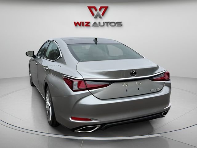 Used 2019 Lexus ES 350 w/ Accessory Package FWD image 3