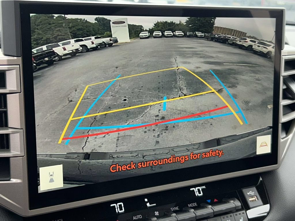 New 2026 Toyota Tundra Limited AWD/4WD image 29