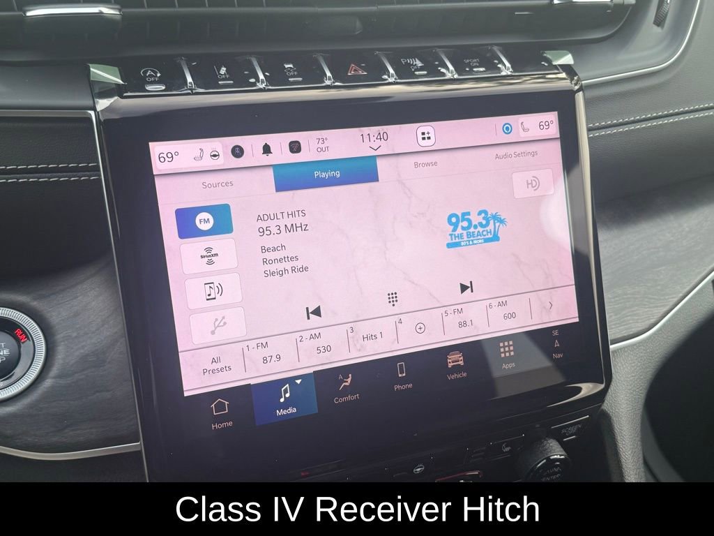 Certified 2025 Jeep Grand Cherokee Limited w/ Black Appearance Package image 14