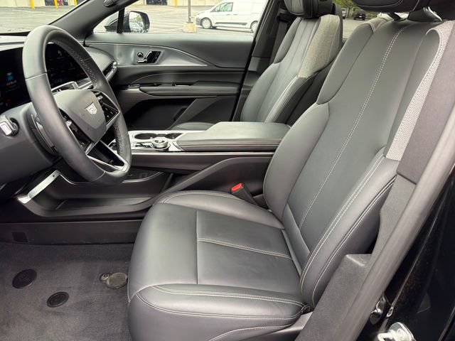 Certified 2024 Cadillac Lyriq Tech w/ Driver Assist Package AWD/4WD image 9