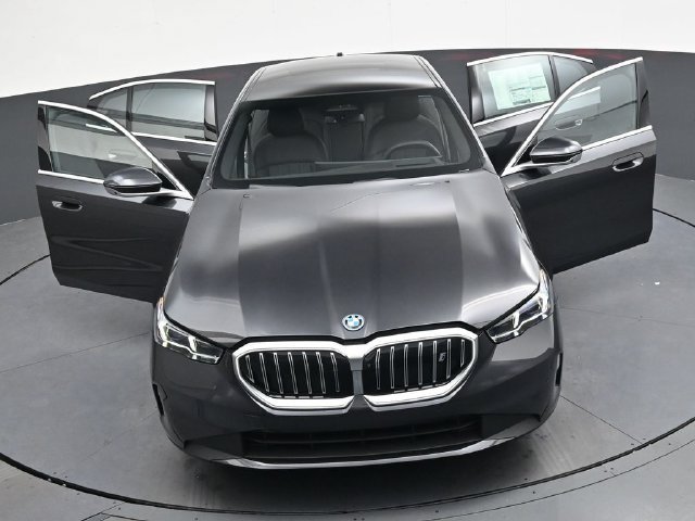 New 2026 BMW i5 eDrive40 AWD/4WD image 42