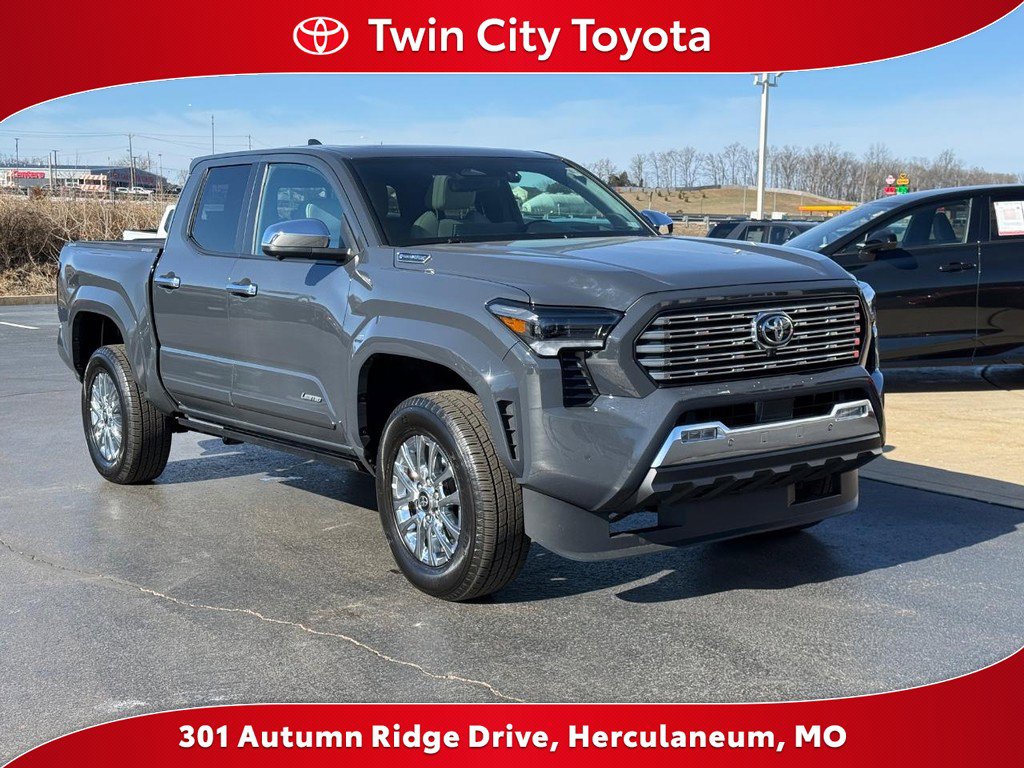 Certified 2024 Toyota Tacoma Limited image 1