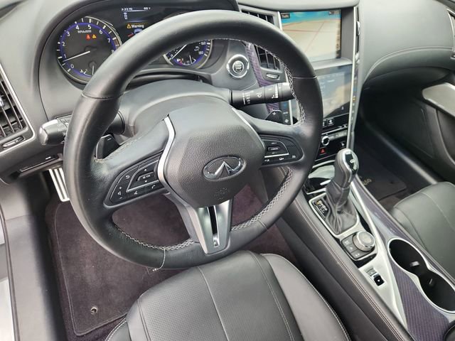 Used 2019 INFINITI Q60 Red Sport 400 image 21