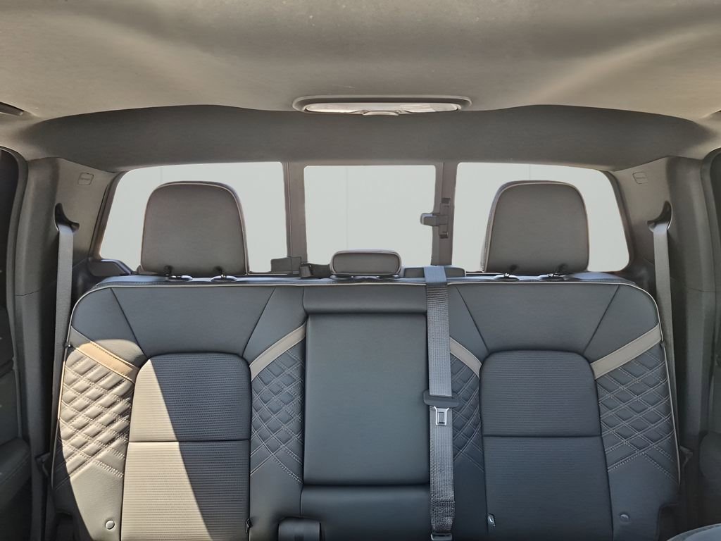 New 2026 GMC Canyon Denali image 40