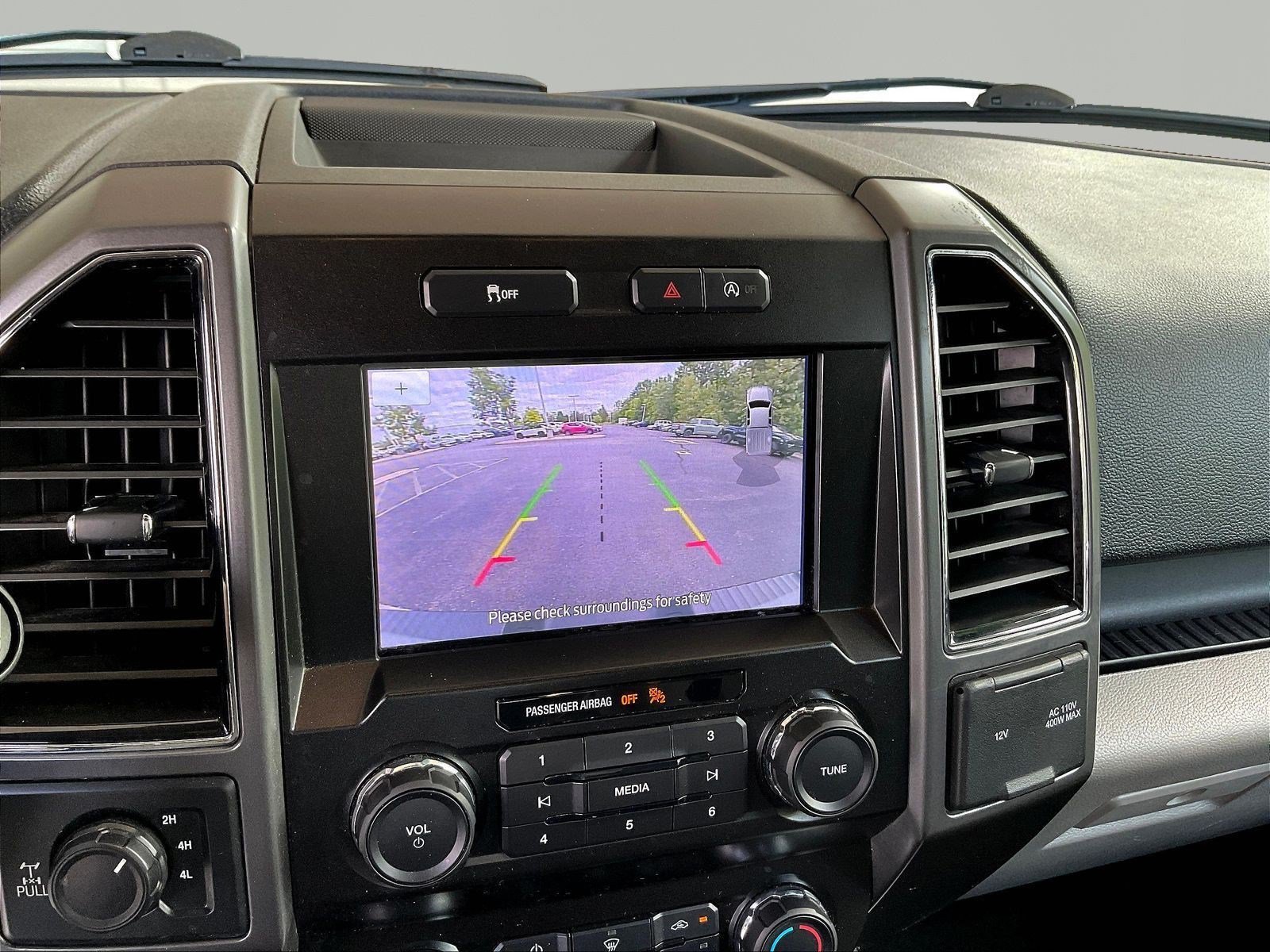 Used 2020 Ford F150 XLT w/ Equipment Group 302A Luxury AWD/4WD image 15