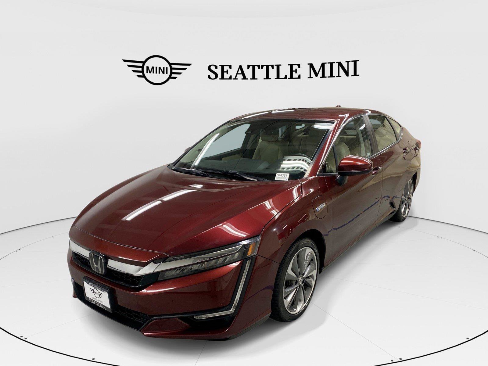 Used 2018 Honda Clarity Touring image 1