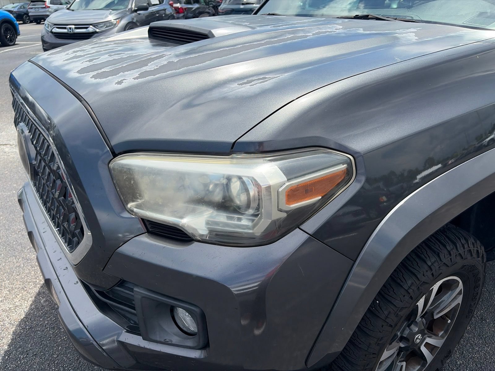 Used 2018 Toyota Tacoma TRD Sport RWD image 17