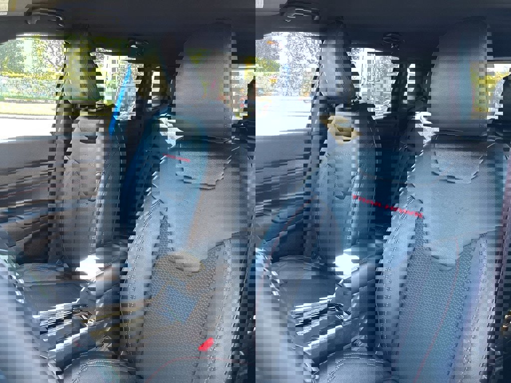 Used 2024 Jeep Compass Trailhawk w/ Trailhawk Convenience Group image 22