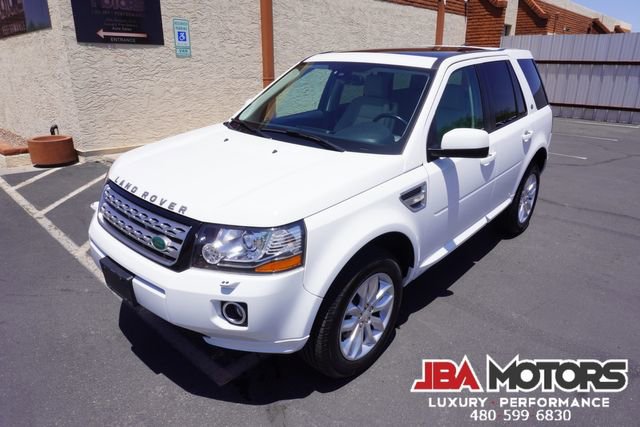 Used 2015 Land Rover LR2 HSE LUX image 24