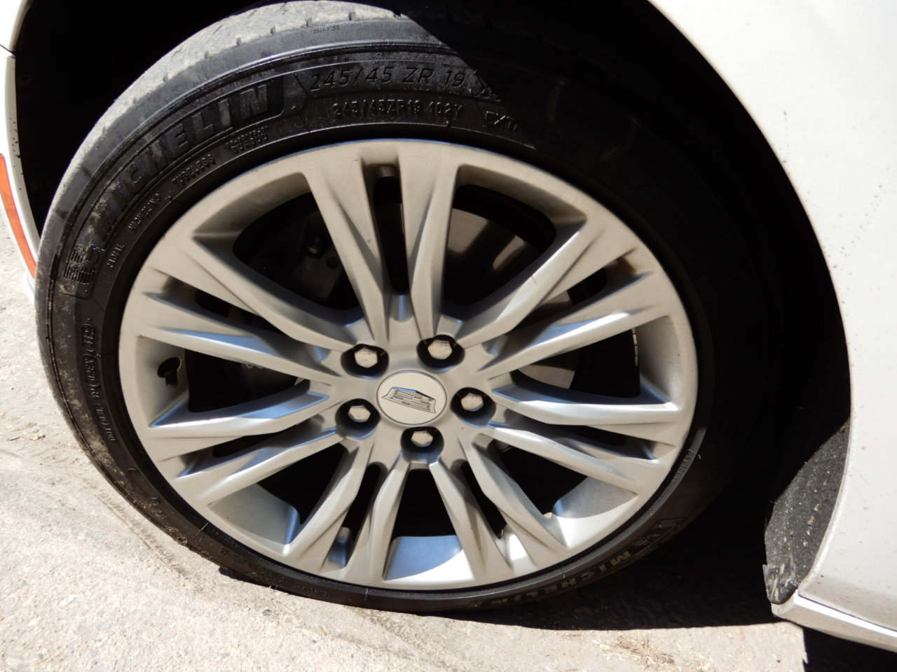 Used 2019 Cadillac XTS Luxury image 21