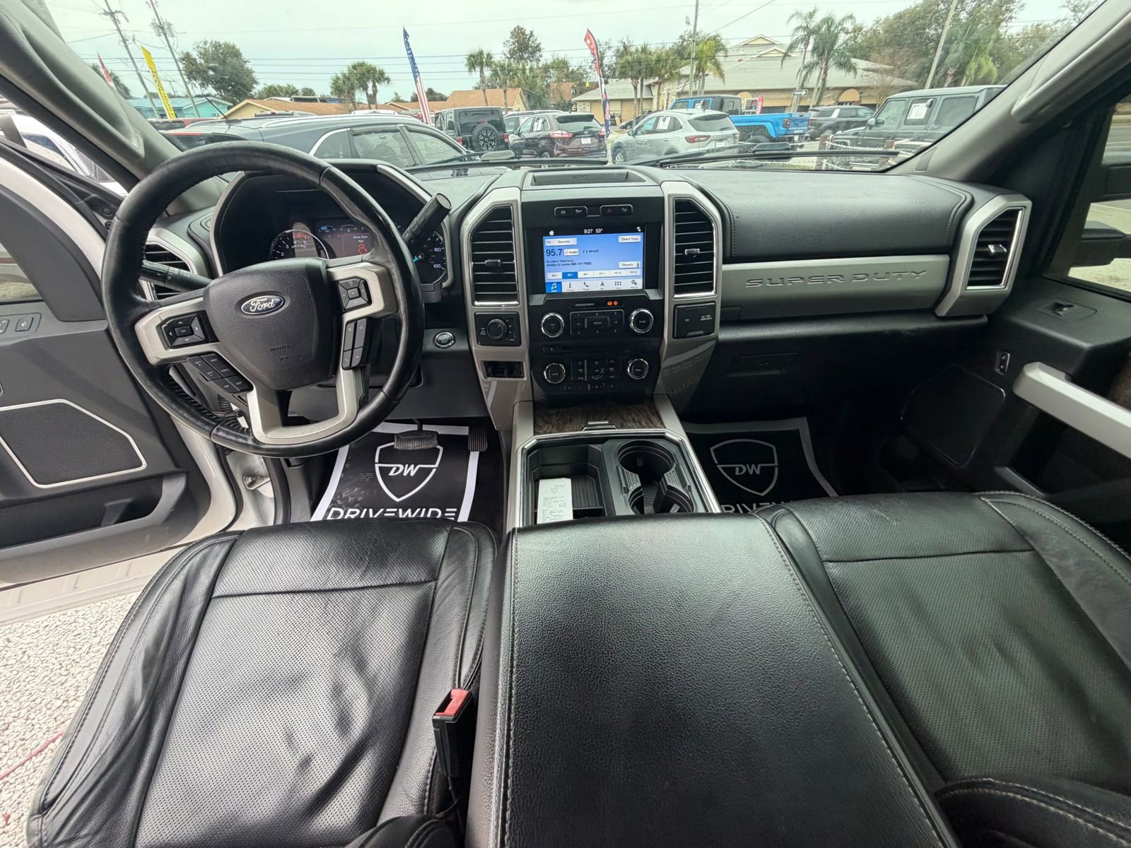 Used 2018 Ford F350 Lariat w/ Lariat Ultimate Package AWD/4WD image 16