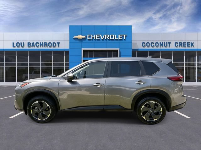 Used 2024 Nissan Rogue SV FWD image 5