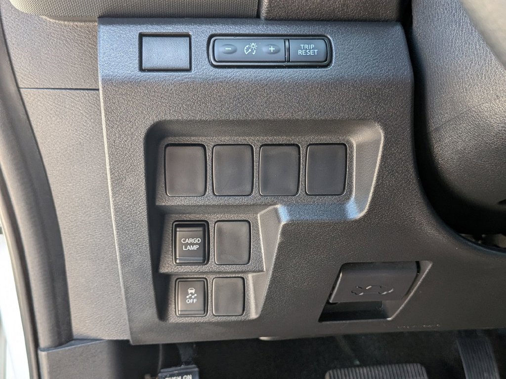Certified 2024 Nissan Frontier SV w/ Tow Package RWD image 21
