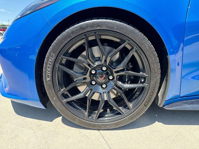 Used 2025 Chevrolet Corvette Z06 RWD image 10