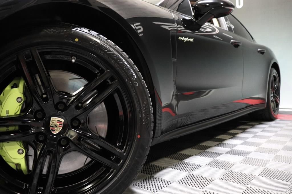 Used 2018 Porsche Panamera 4 image 73