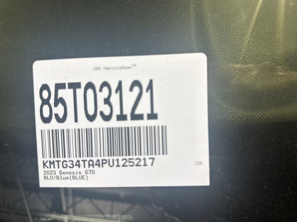 Used 2023 Genesis G70 2.0T image 12