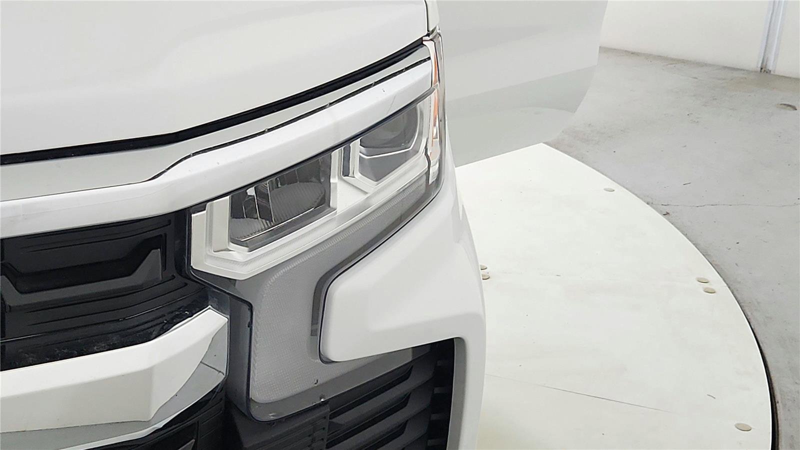 Used 2024 Chevrolet Silverado 1500 LT AWD/4WD image 30
