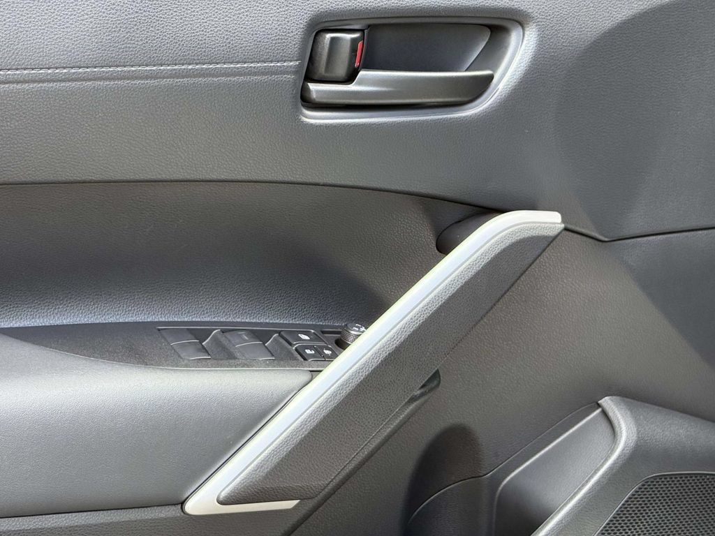 Used 2025 Toyota Corolla Cross AWD Hybrid image 22