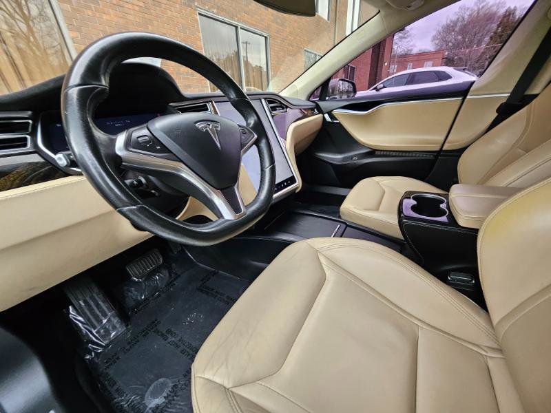 Used 2016 Tesla Model S 90D image 33
