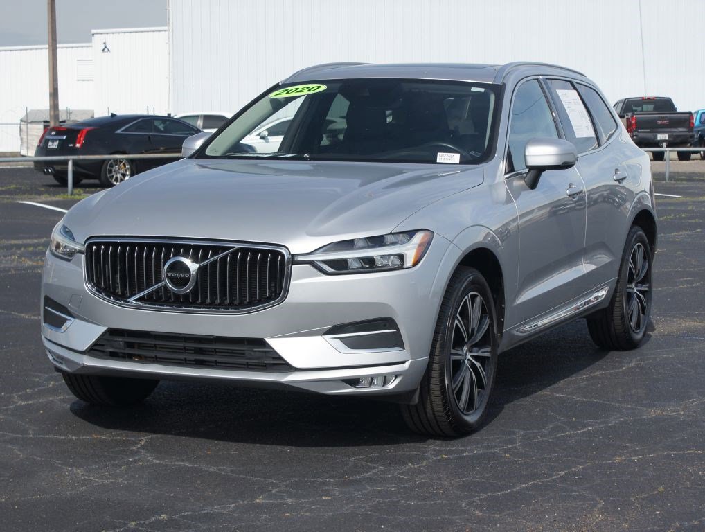 Used 2020 Volvo XC60 T5 Inscription FWD image 2