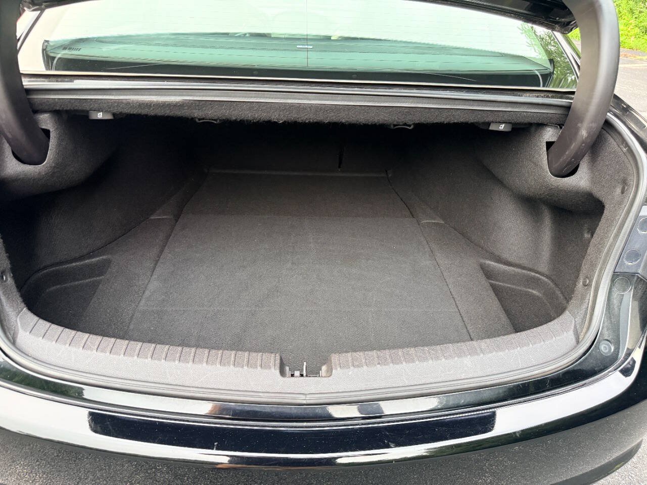 Used 2015 Acura TLX w/ Technology Package FWD image 13
