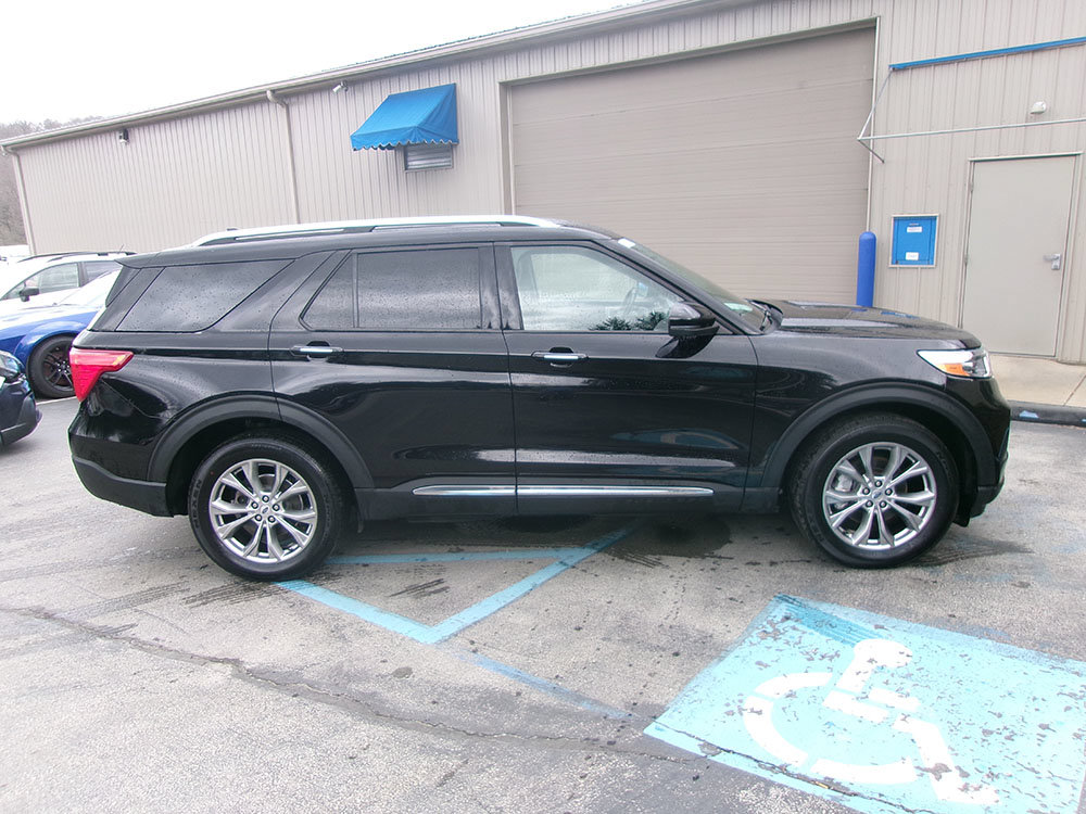 Used 2022 Ford Explorer Limited w/ Equipment Group 301A AWD/4WD image 6