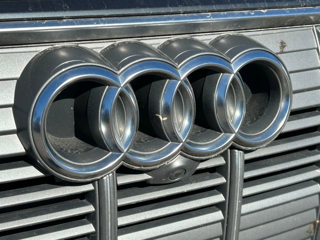 Used 2019 Audi e-tron Premium Plus image 6