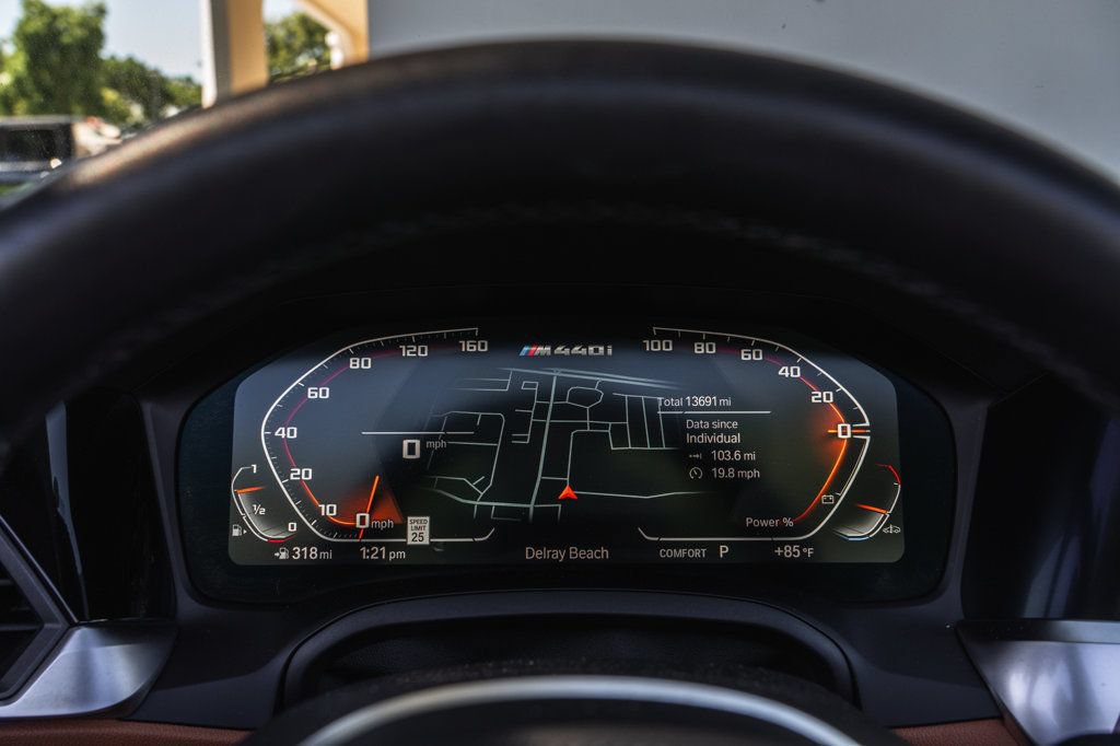 Used 2022 BMW M440i Convertible w/ Premium Package RWD image 18