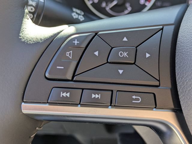 New 2025 Nissan Sentra SV w/ SV Premium Package FWD image 17