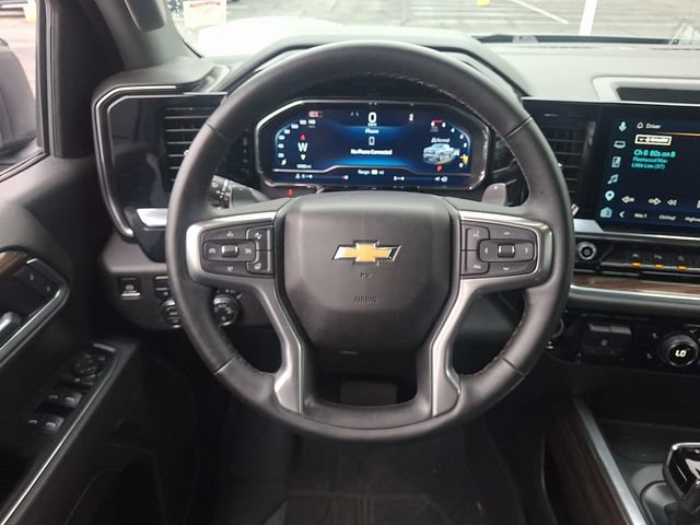 Used 2025 Chevrolet Silverado 1500 LT w/ Safety Package AWD/4WD image 19