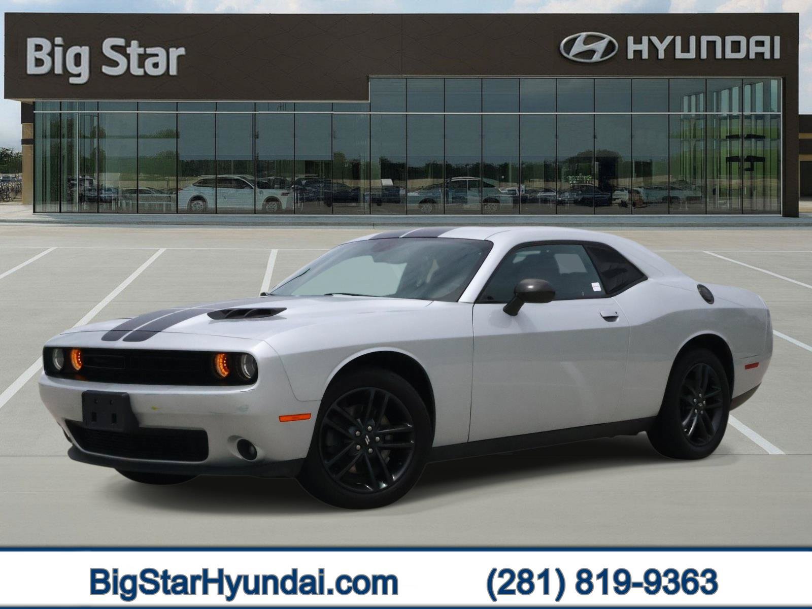 Used 2019 Dodge Challenger SXT w/ Blacktop Package
