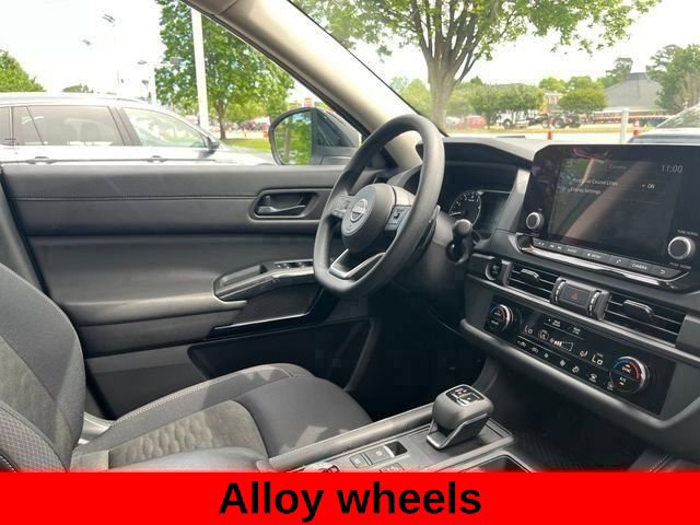 Used 2025 Nissan Pathfinder S AWD/4WD image 75